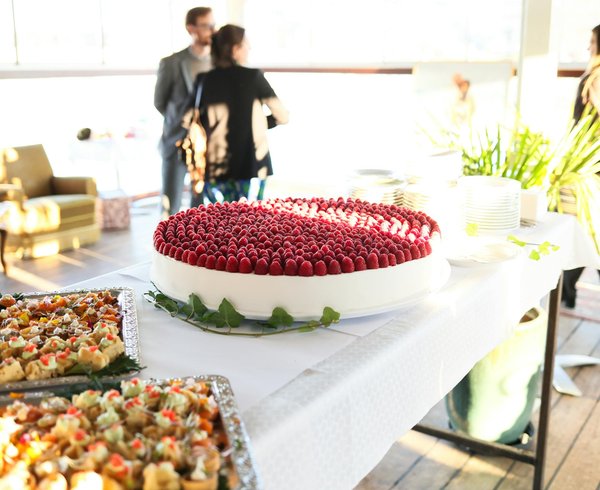 Revolutionizing restaurant ambiance: the benefits of led lighting for an unforgettable dining experience